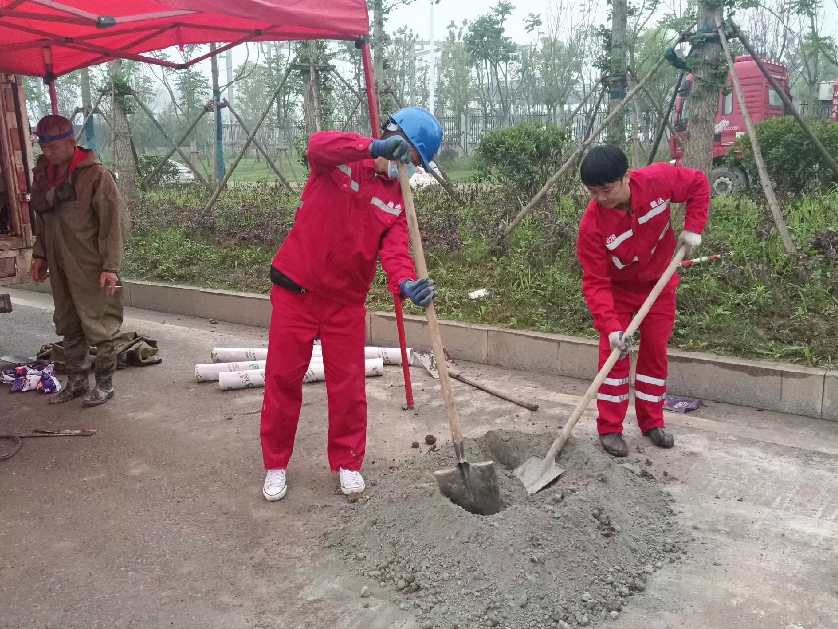 天门管道疏通哪家好】及时进行市政管道清淤
